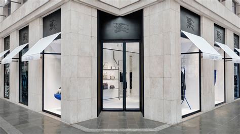 burberry montaigne|Burberry opens a new store in Paris .